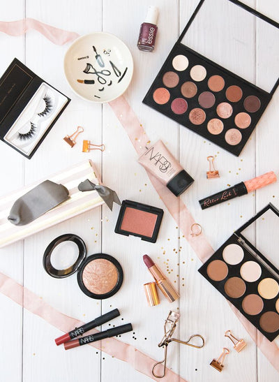 Top Beauty Vloggers You Need to Follow Right Now